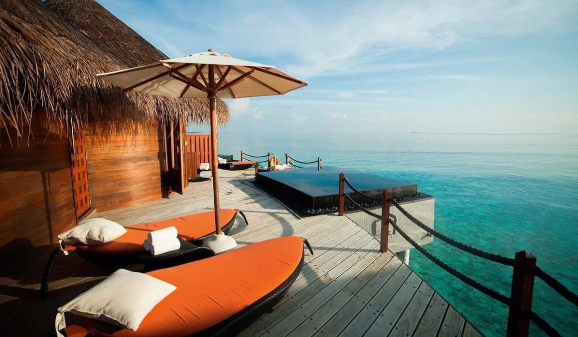 constance halaveli spa